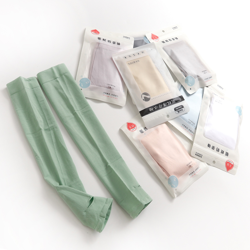 Damen-Armstulpen aus Eisseide, – Summer Clothing Drive Bewertung und Preis