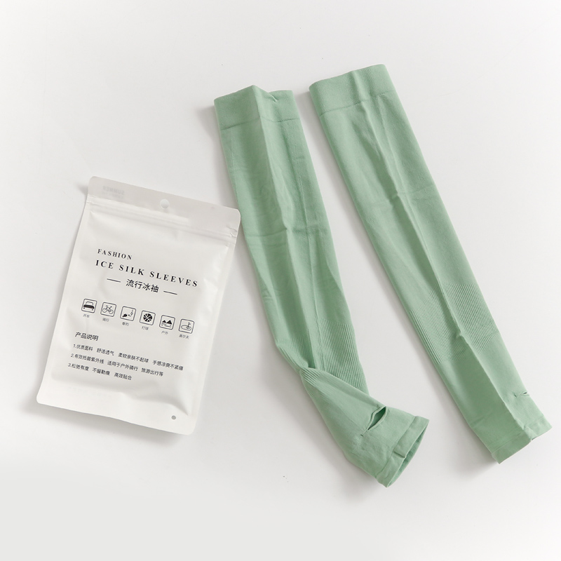 Damen-Armstulpen aus Eisseide, – Summer Clothing Drive Bewertung und Preis